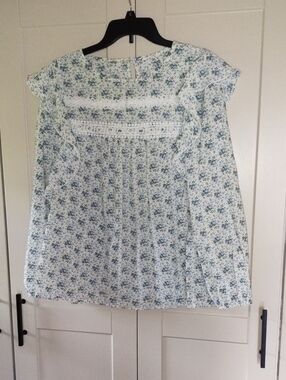 Amazon Blue Floral Lace-Trim Peasant Blouse